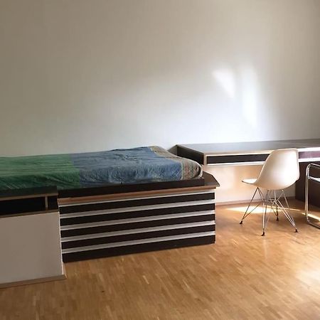 Room In Maisonette With Garden, Parking Place 维也纳 外观 照片