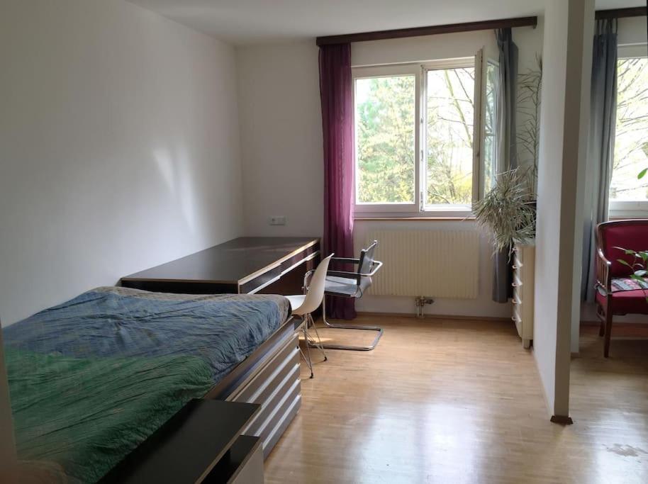 Room In Maisonette With Garden, Parking Place 维也纳 外观 照片