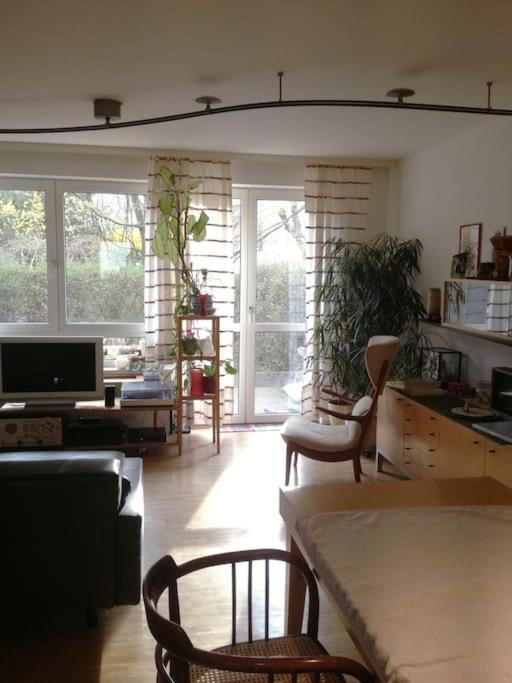 Room In Maisonette With Garden, Parking Place 维也纳 外观 照片