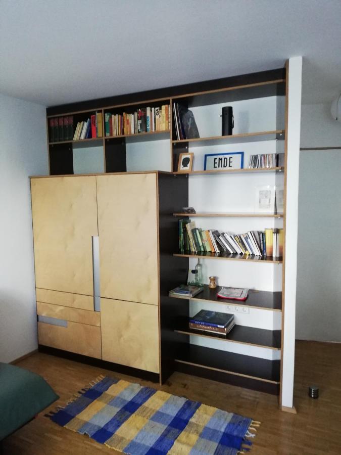 Room In Maisonette With Garden, Parking Place 维也纳 外观 照片